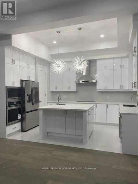 Main-Upper - 57 Phillip Avenue, Toronto, ON - Indoor Photo Showing Kitchen