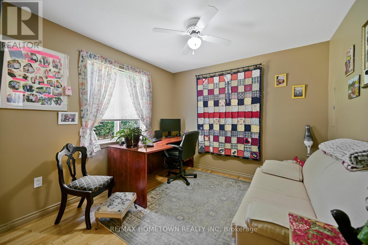 8121 Main Street, Augusta, ON - Indoor Photo Showing Office