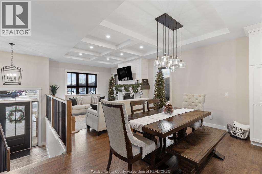22 Lundy Street, Amherstburg, ON - Indoor Photo Showing Dining Room