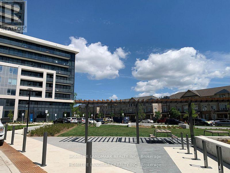 # 1214 - 3220 William Coltson Avenue E, Oakville, ON - Outdoor