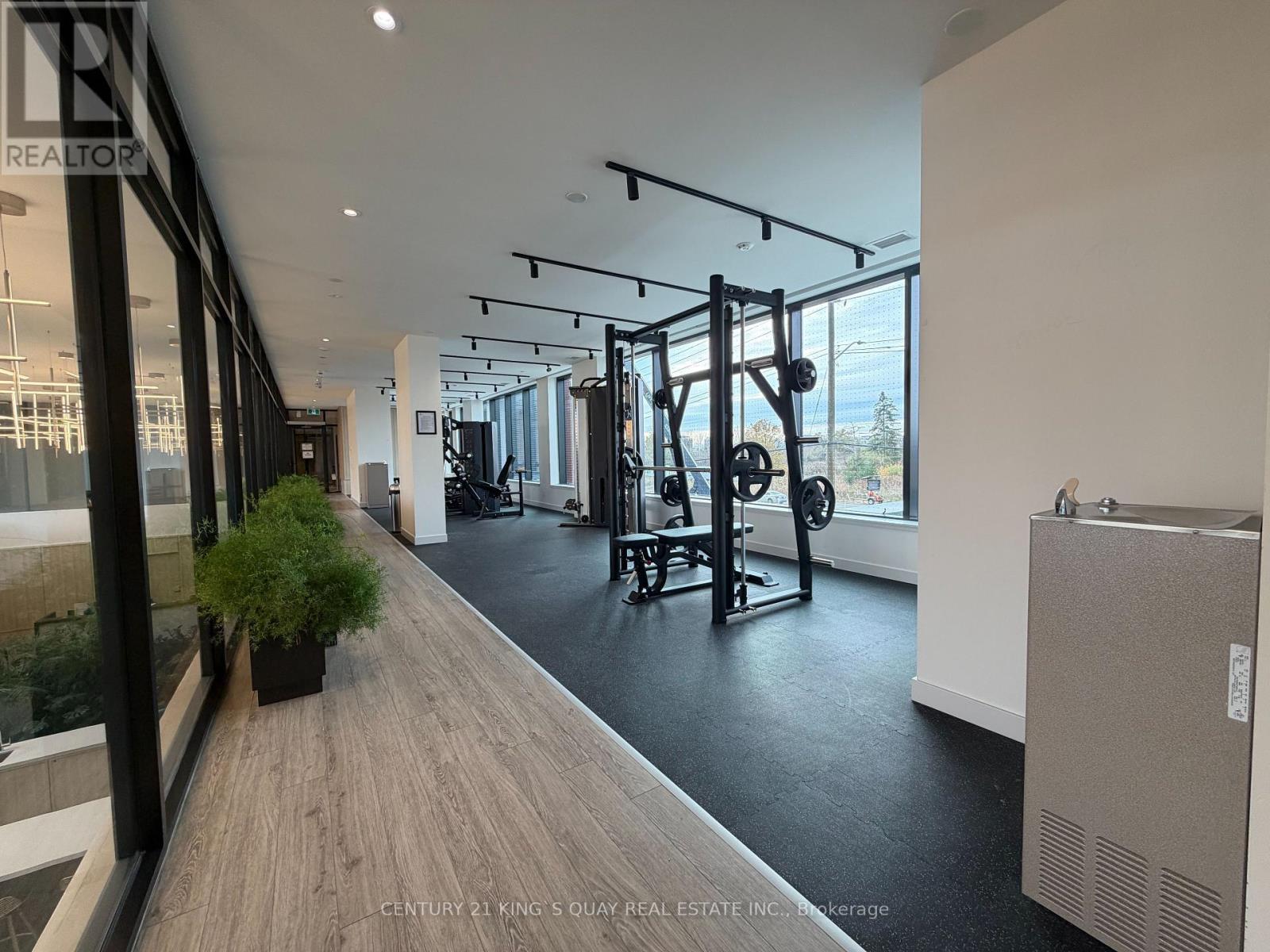 1205 - 3071 Trafalgar Road, Oakville, ON - Indoor Photo Showing Gym Room