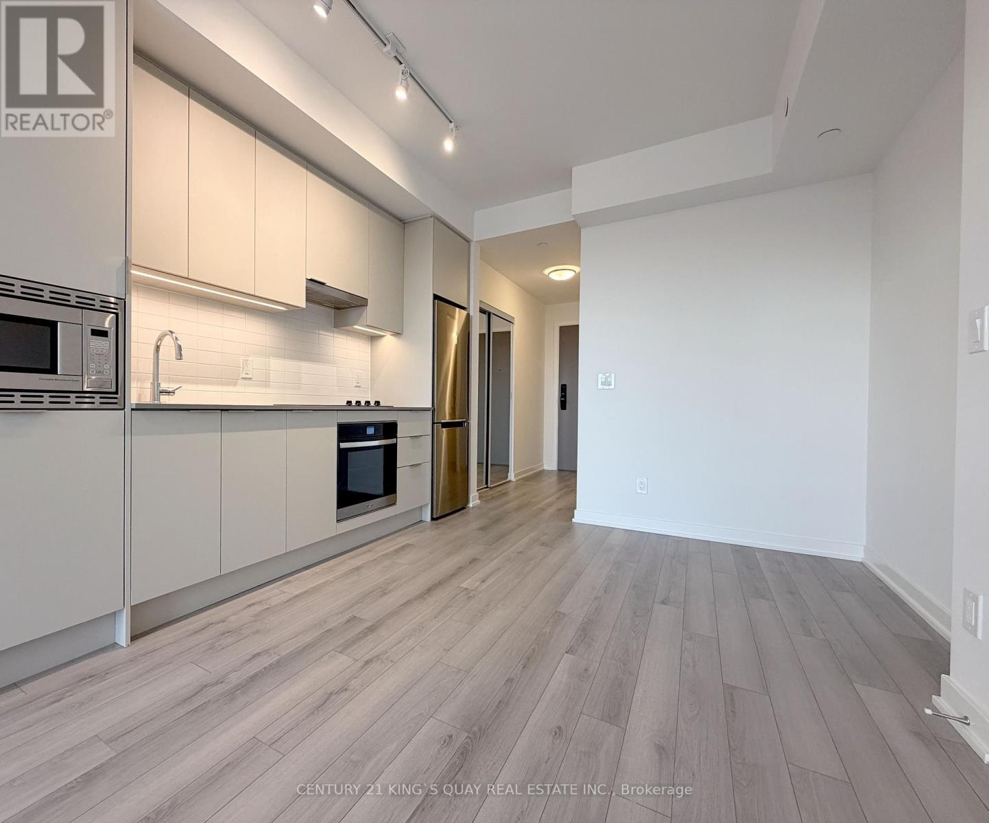 DINING - 1205 - 3071 Trafalgar Road, Oakville, ON - Indoor Photo Showing Kitchen