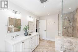 Luxurious Five-Piece Main Bathroom w/Double Sinks -