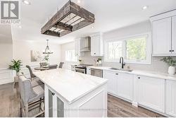 Large Island with Breakfast Bar for Casual Meals -