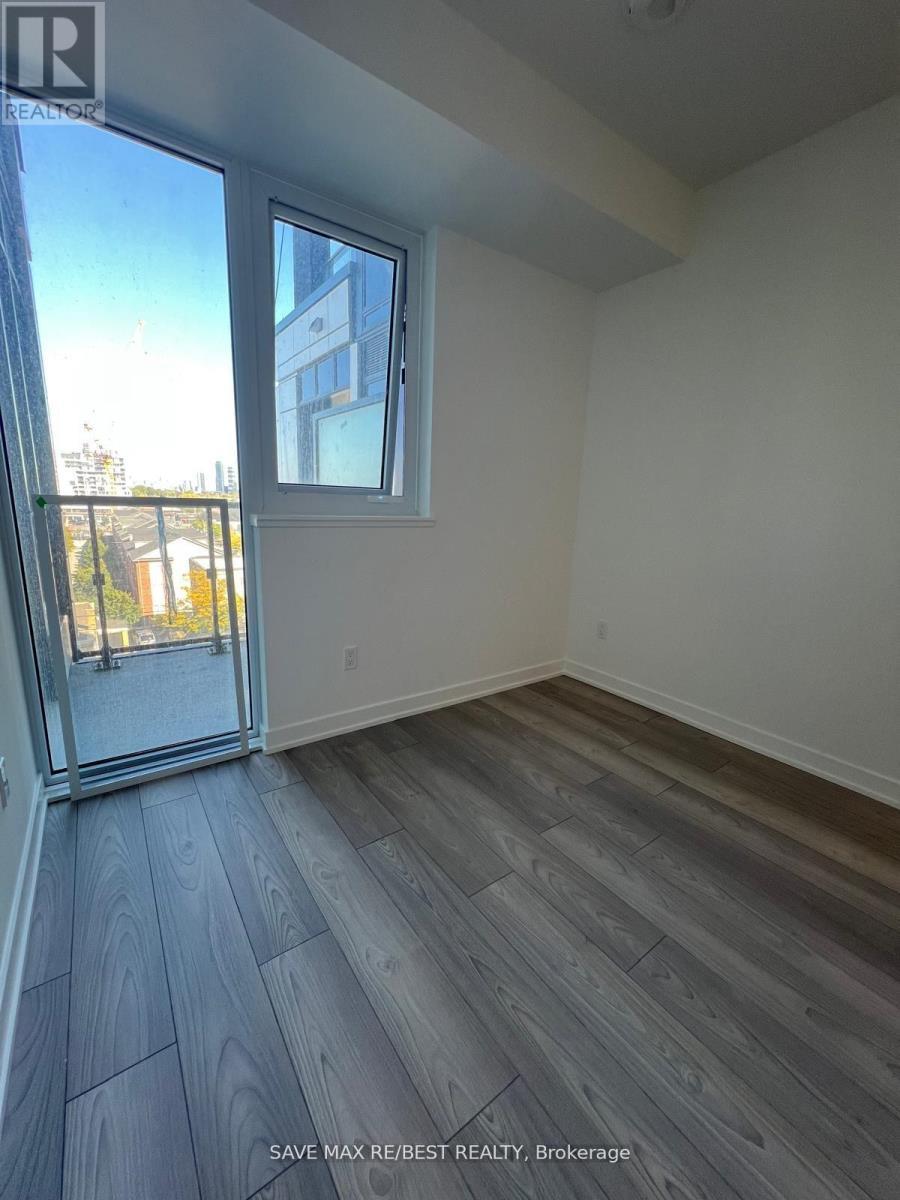 511 - 1007 The Queensway, Toronto, ON - Indoor Photo Showing Other Room