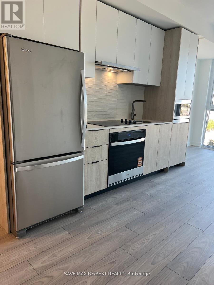 511 - 1007 The Queensway, Toronto, ON - Indoor Photo Showing Kitchen With Stainless Steel Kitchen
