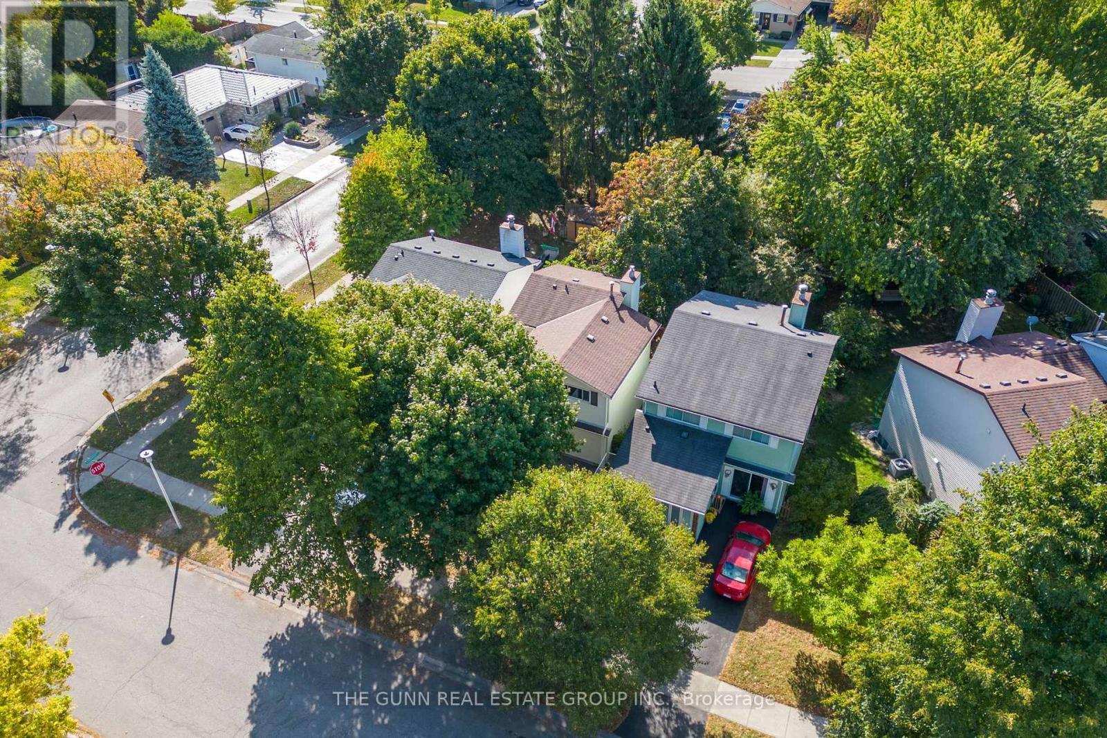 6 Olympic Crescent, London North (North I), ON - Outdoor