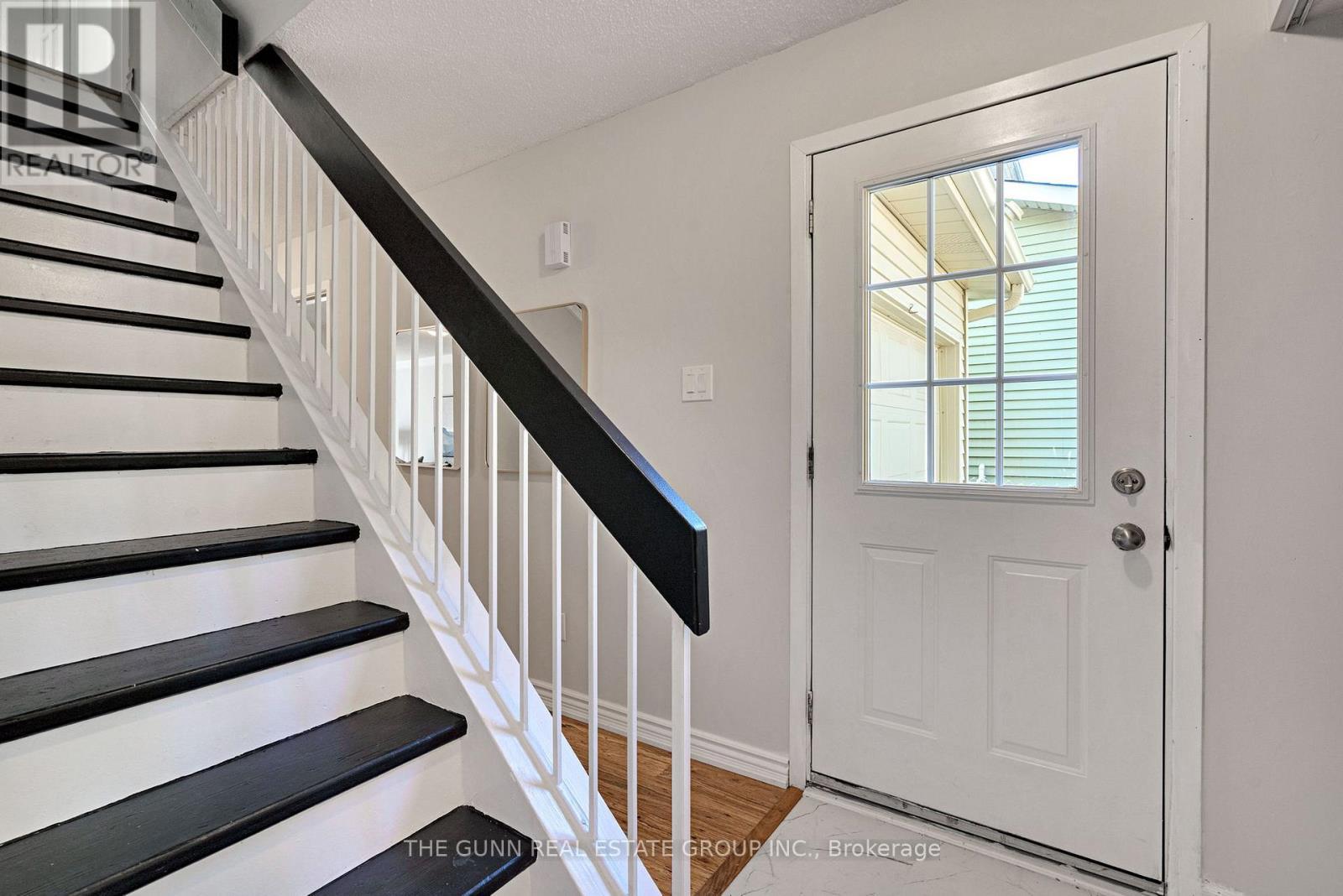 6 Olympic Crescent, London North (North I), ON - Indoor Photo Showing Other Room