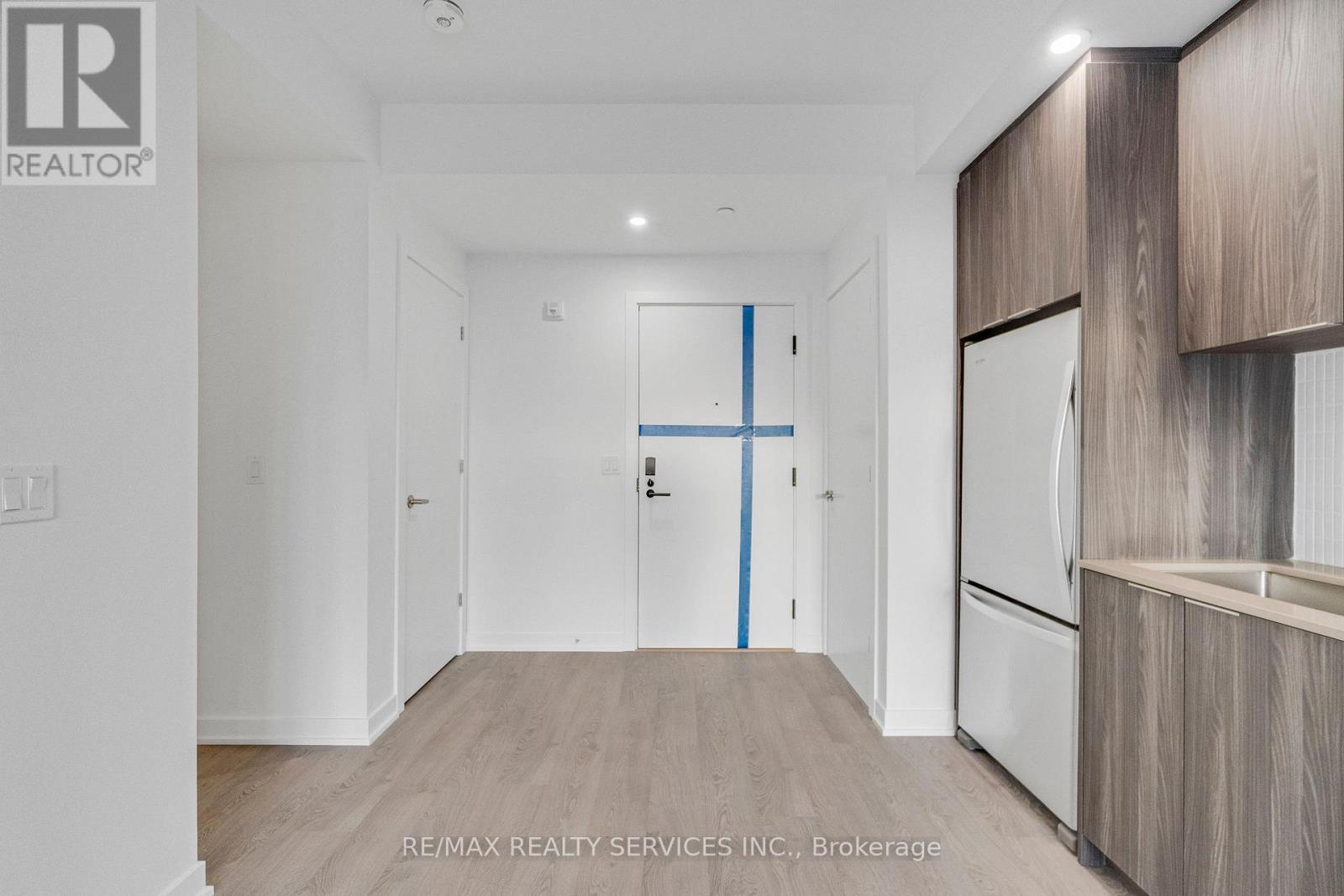 709 - 720 Whitlock Avenue, Milton, ON - Indoor Photo Showing Other Room