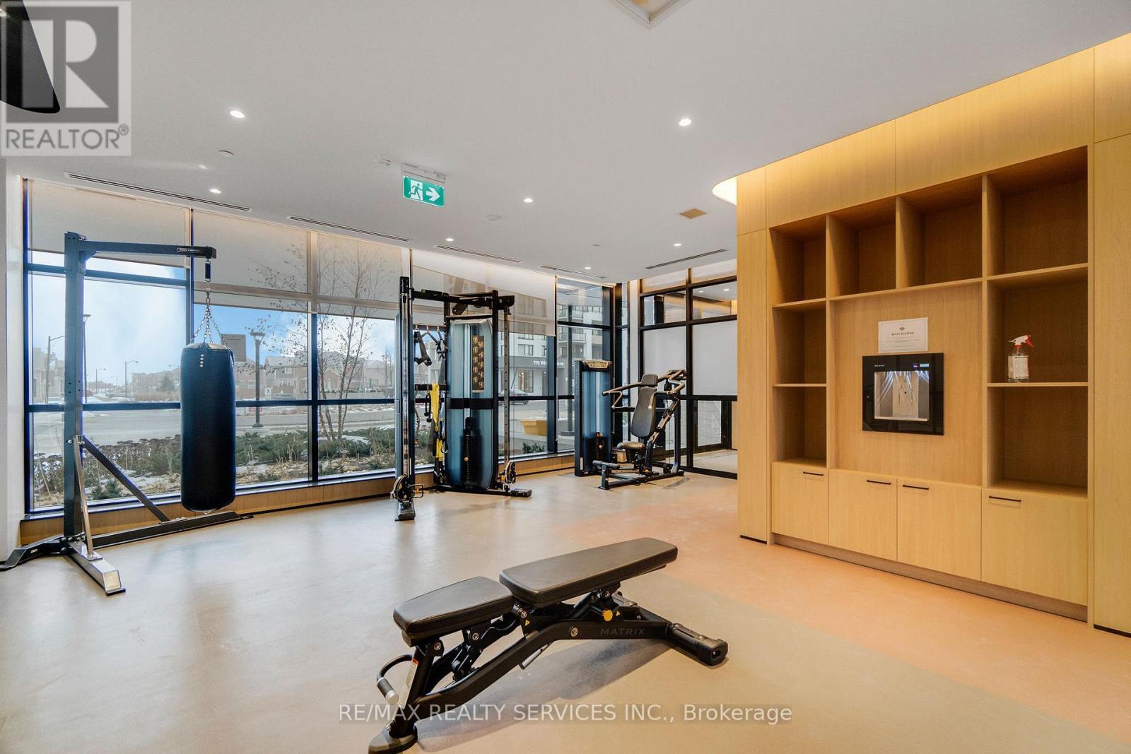 709 - 720 Whitlock Avenue, Milton, ON - Indoor Photo Showing Gym Room
