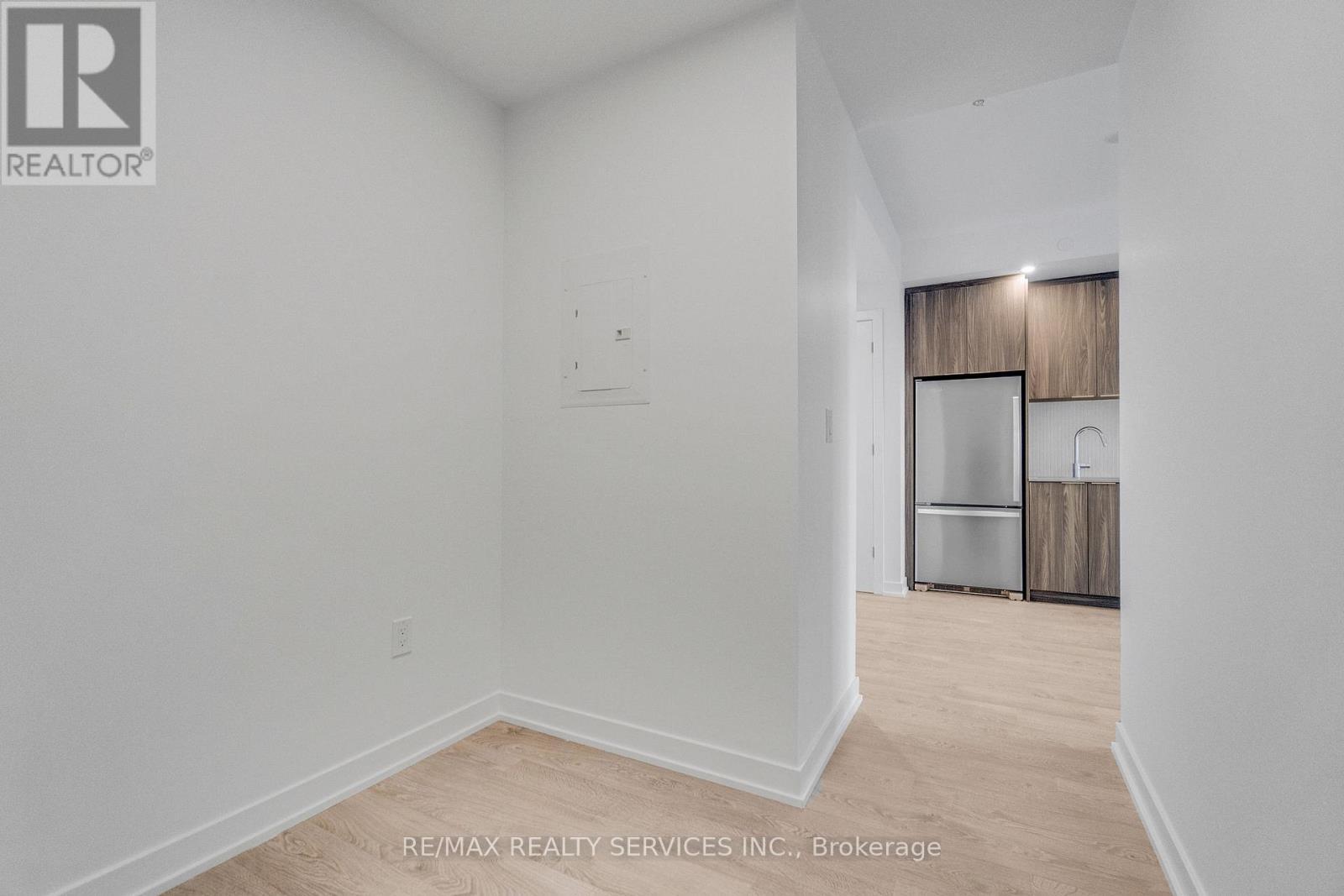 709 - 720 Whitlock Avenue, Milton, ON - Indoor Photo Showing Other Room