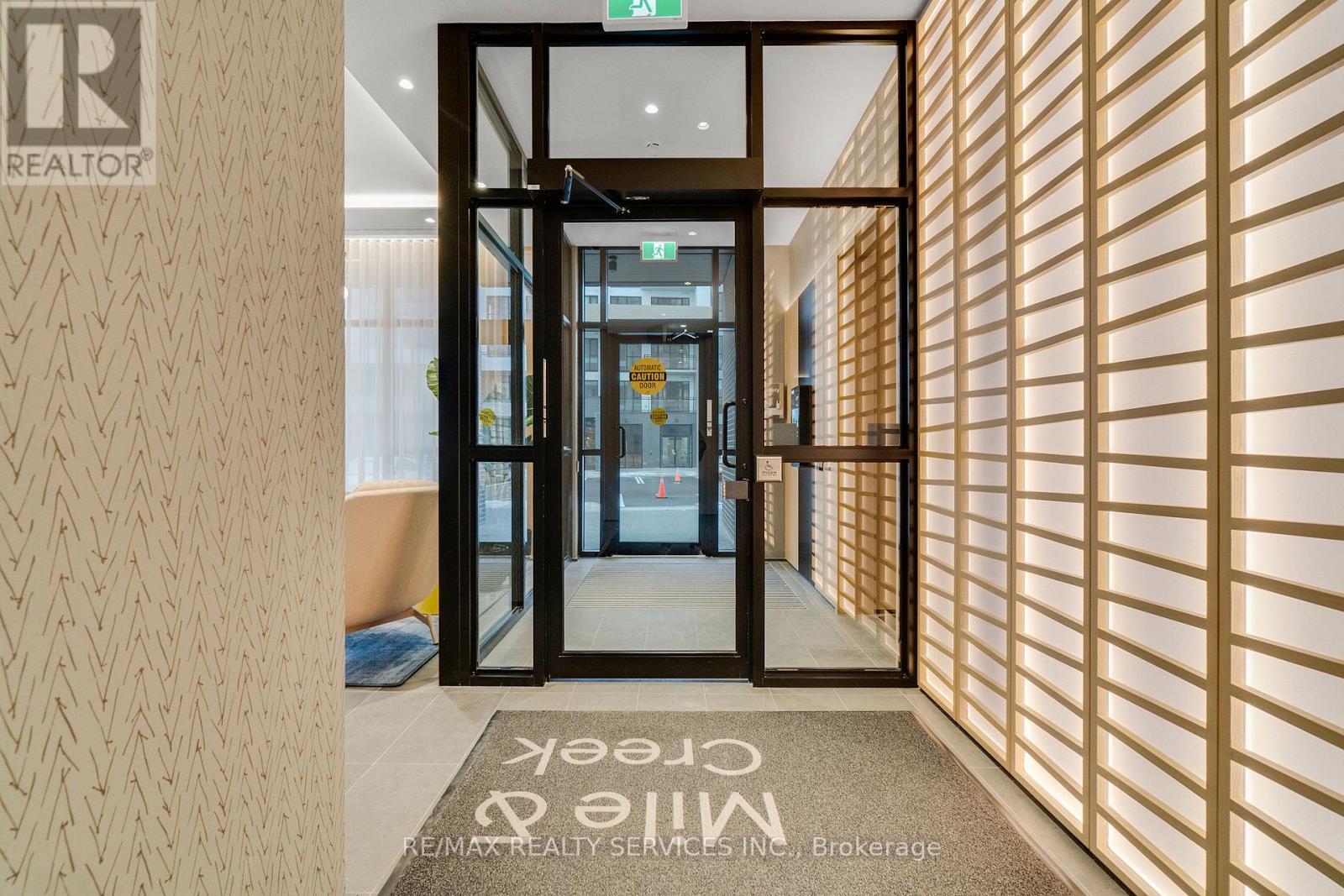 709 - 720 Whitlock Avenue, Milton, ON - Indoor Photo Showing Other Room