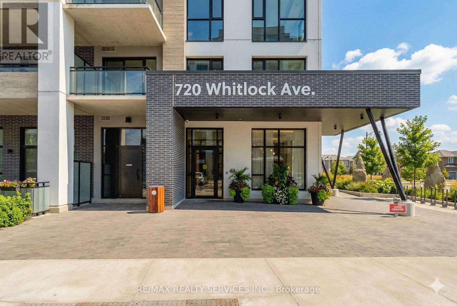 709 - 720 Whitlock Avenue, Milton, ON - Outdoor With Balcony