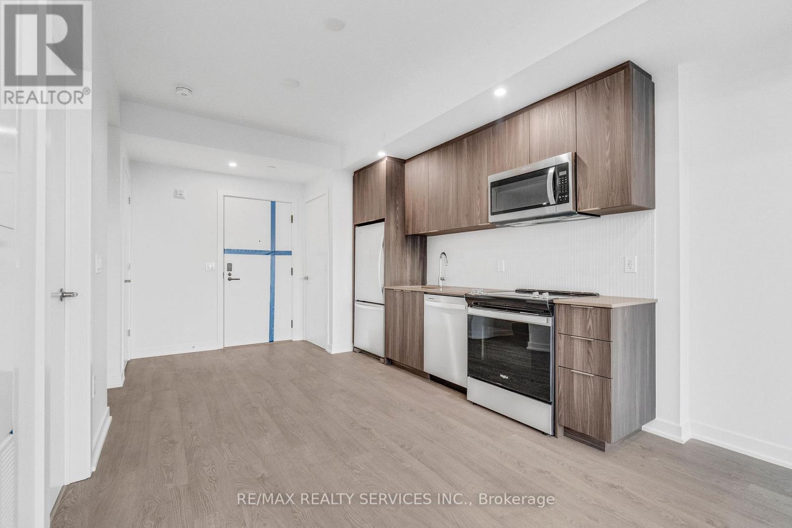 709 - 720 Whitlock Avenue, Milton, ON - Indoor Photo Showing Kitchen