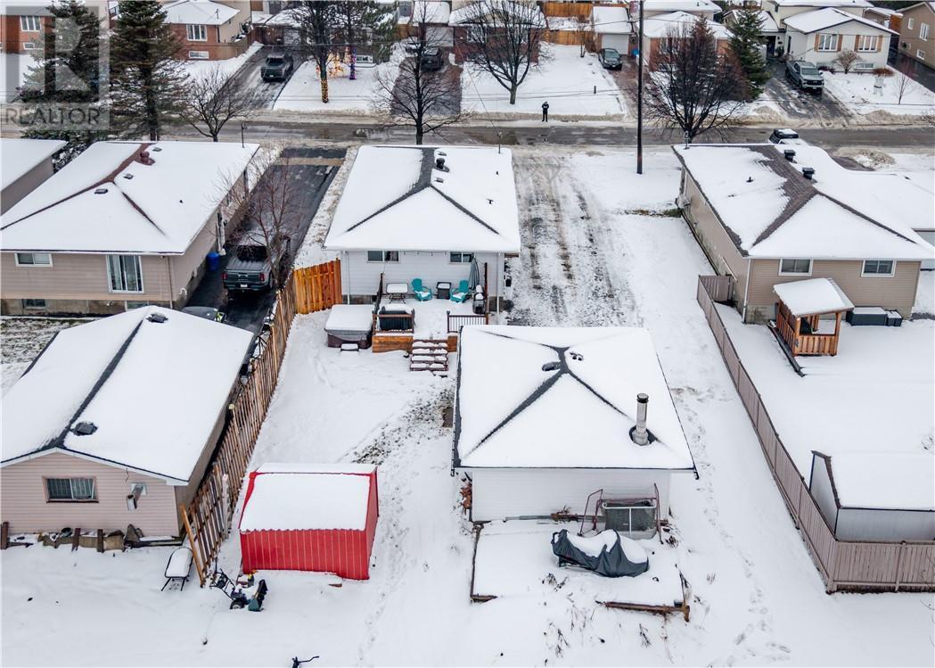 3930 Macmillan Drive, Val Caron, ON - Outdoor