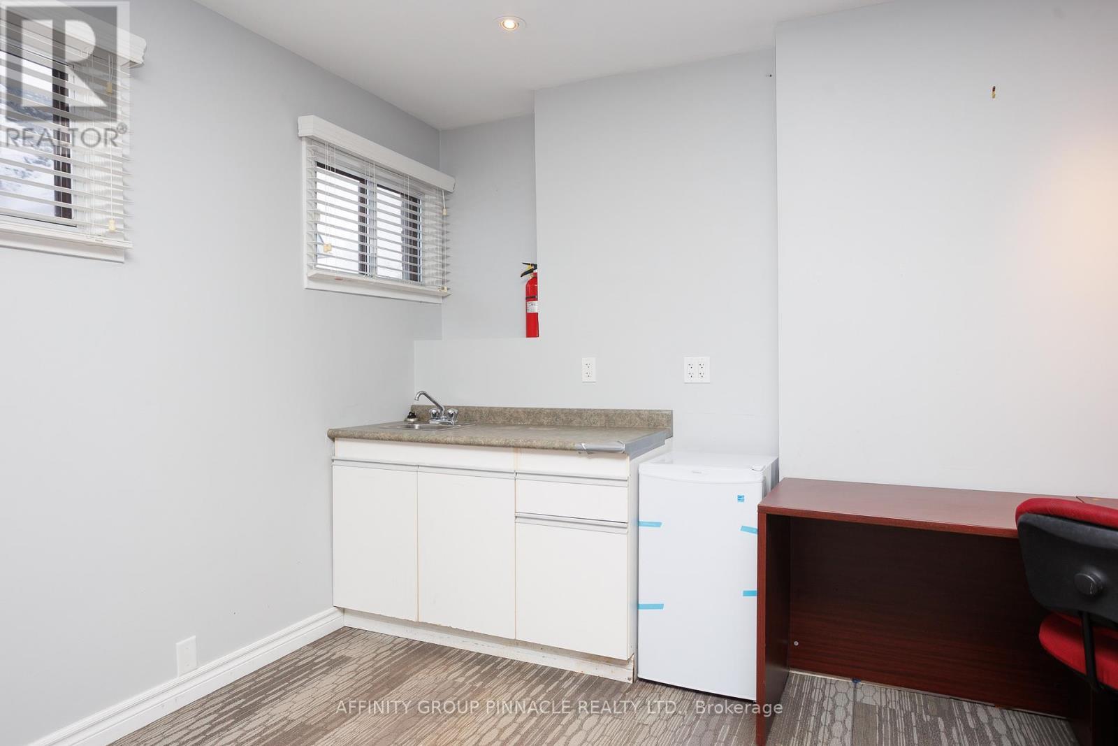 47 Lindsay Street S, Kawartha Lakes (Lindsay), ON