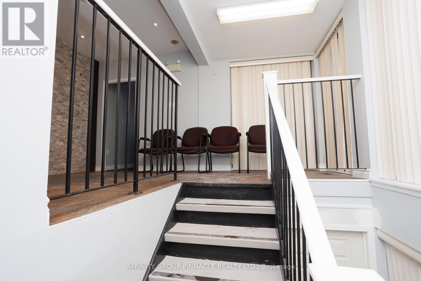 47 Lindsay Street S, Kawartha Lakes (Lindsay), ON