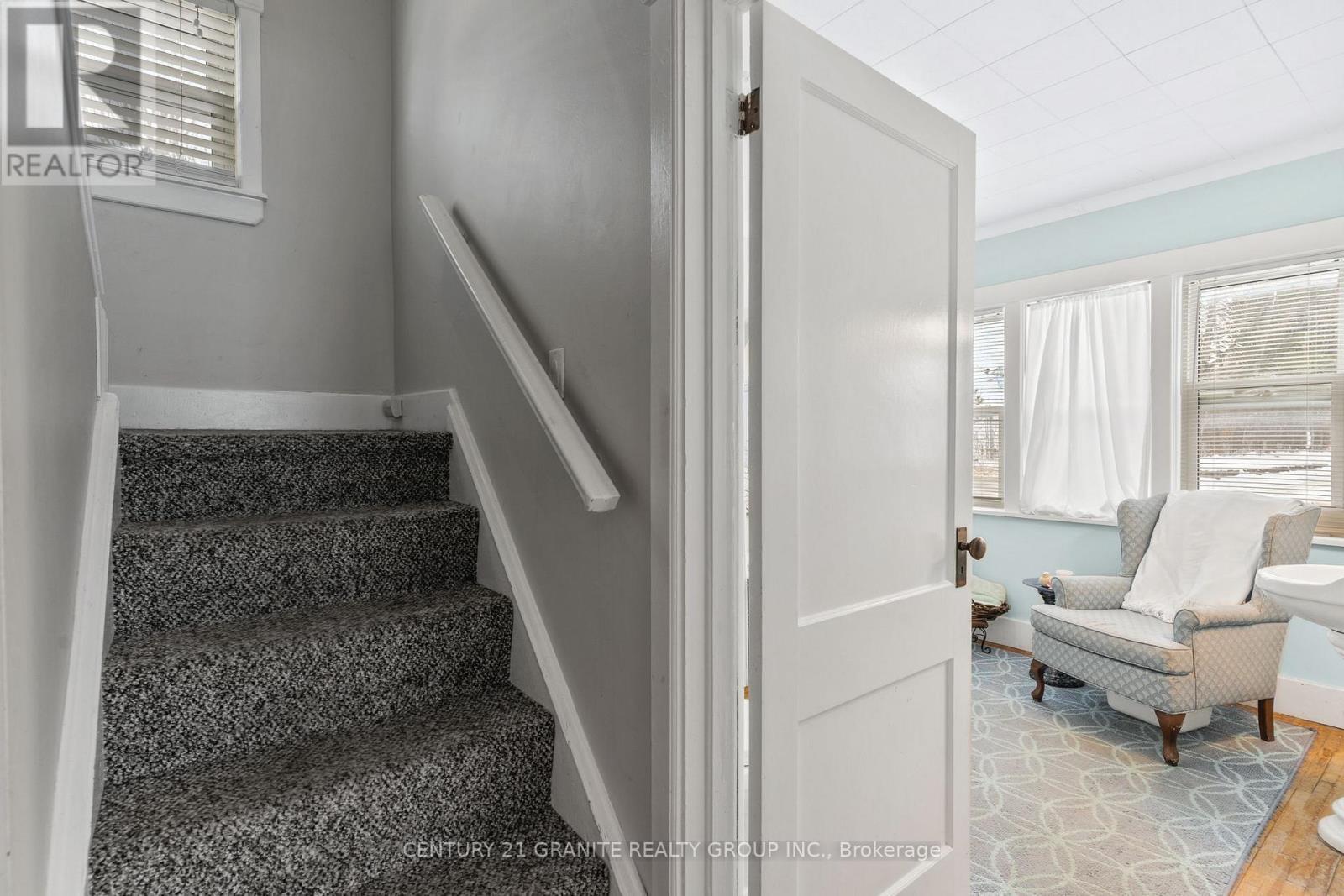 42 Chemaushgon Road, Bancroft (Bancroft Ward), ON - Indoor Photo Showing Other Room