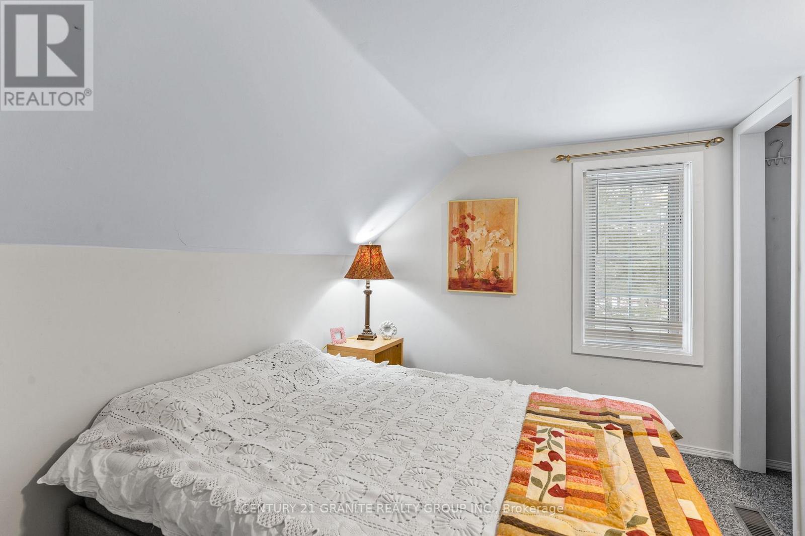 42 Chemaushgon Road, Bancroft (Bancroft Ward), ON - Indoor Photo Showing Bedroom
