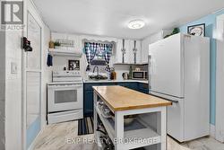 Lakeview farmhouse -