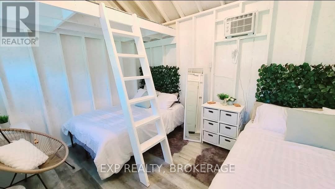 Park model #2 - 4177 & 4187 Carrying Place Road, Frontenac (Frontenac South), ON