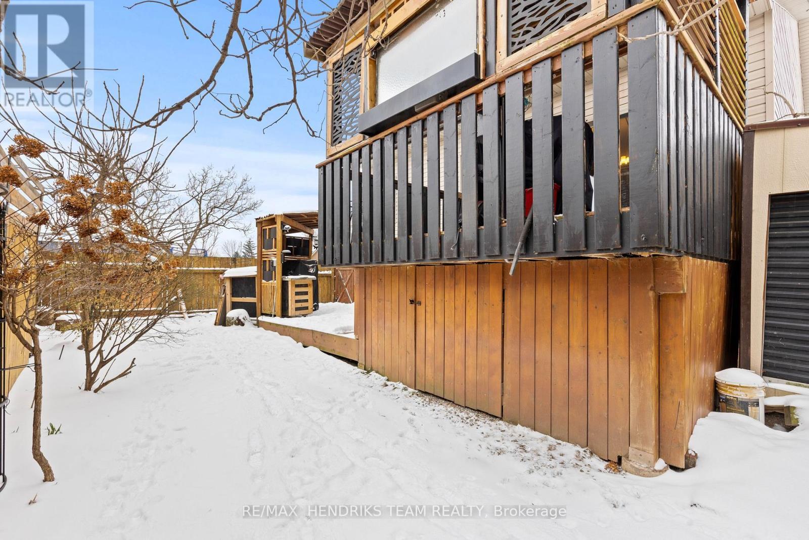 379 Michael Drive, Welland (N. Welland), ON - Outdoor