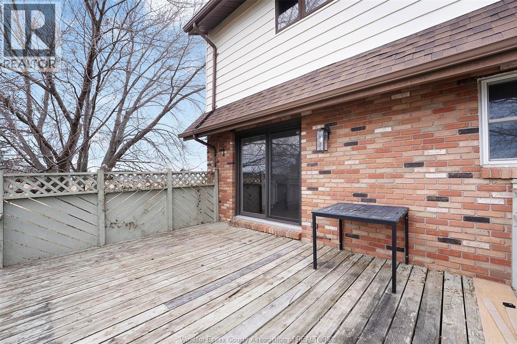 2898 Lakeshore Rd 305, Comber, ON - Outdoor With Deck Patio Veranda With Exterior