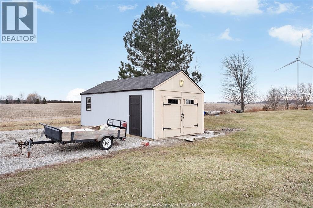 2898 Lakeshore Rd 305, Comber, ON - Outdoor