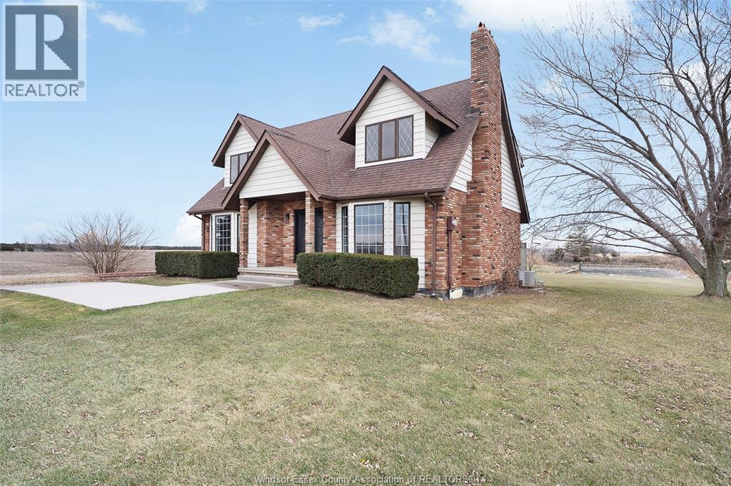 2898 Lakeshore Rd 305, Comber, ON - Outdoor