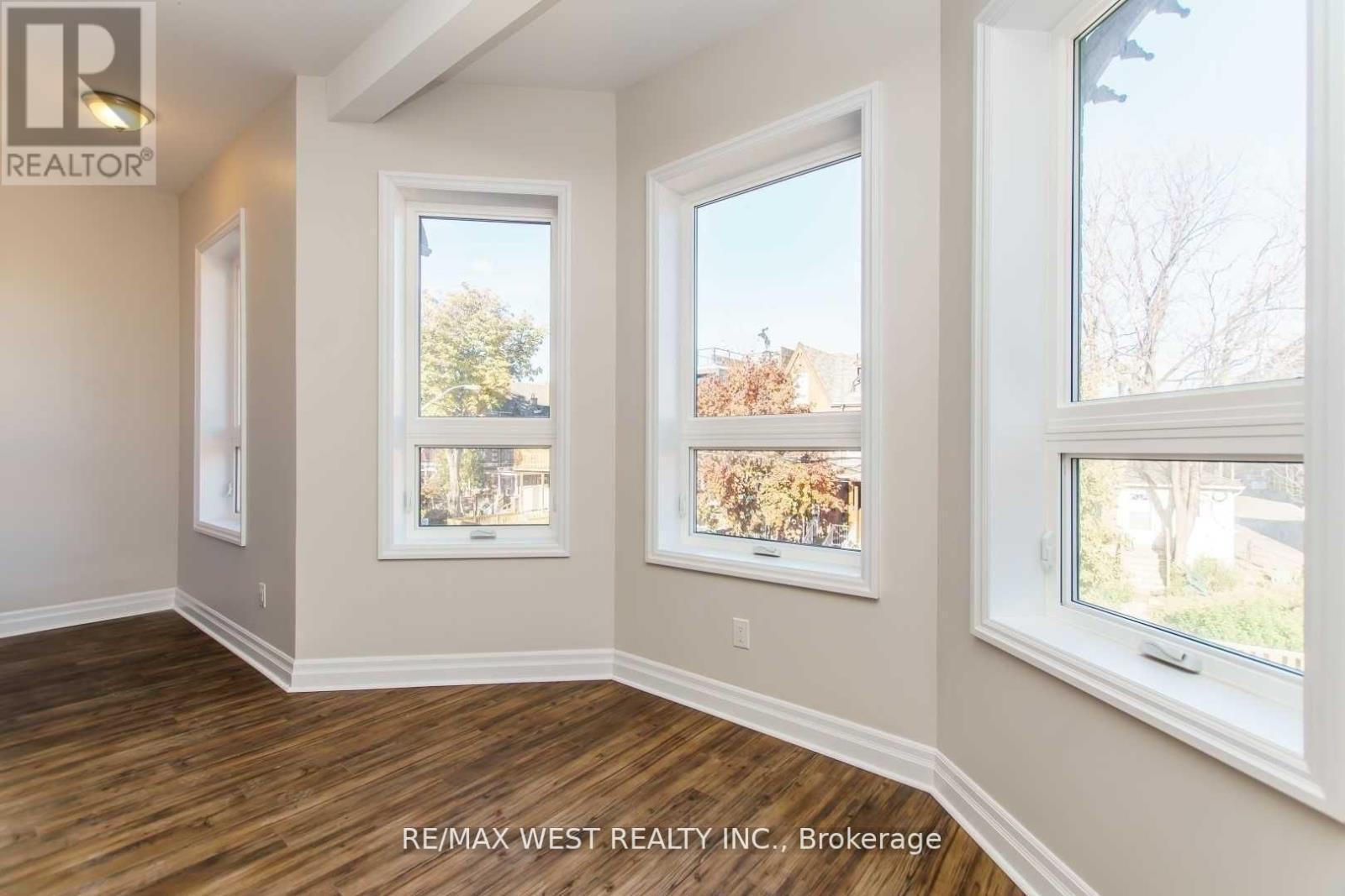 2Nd Flr - 13 Grange Avenue, Toronto, ON - Indoor Photo Showing Other Room