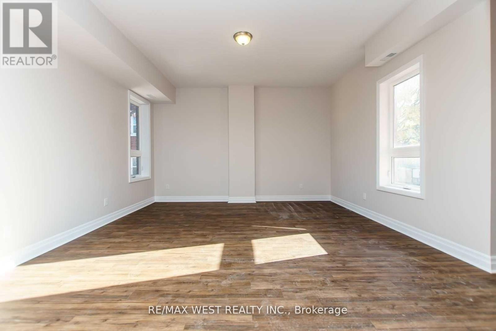 2Nd Flr - 13 Grange Avenue, Toronto, ON - Indoor Photo Showing Other Room