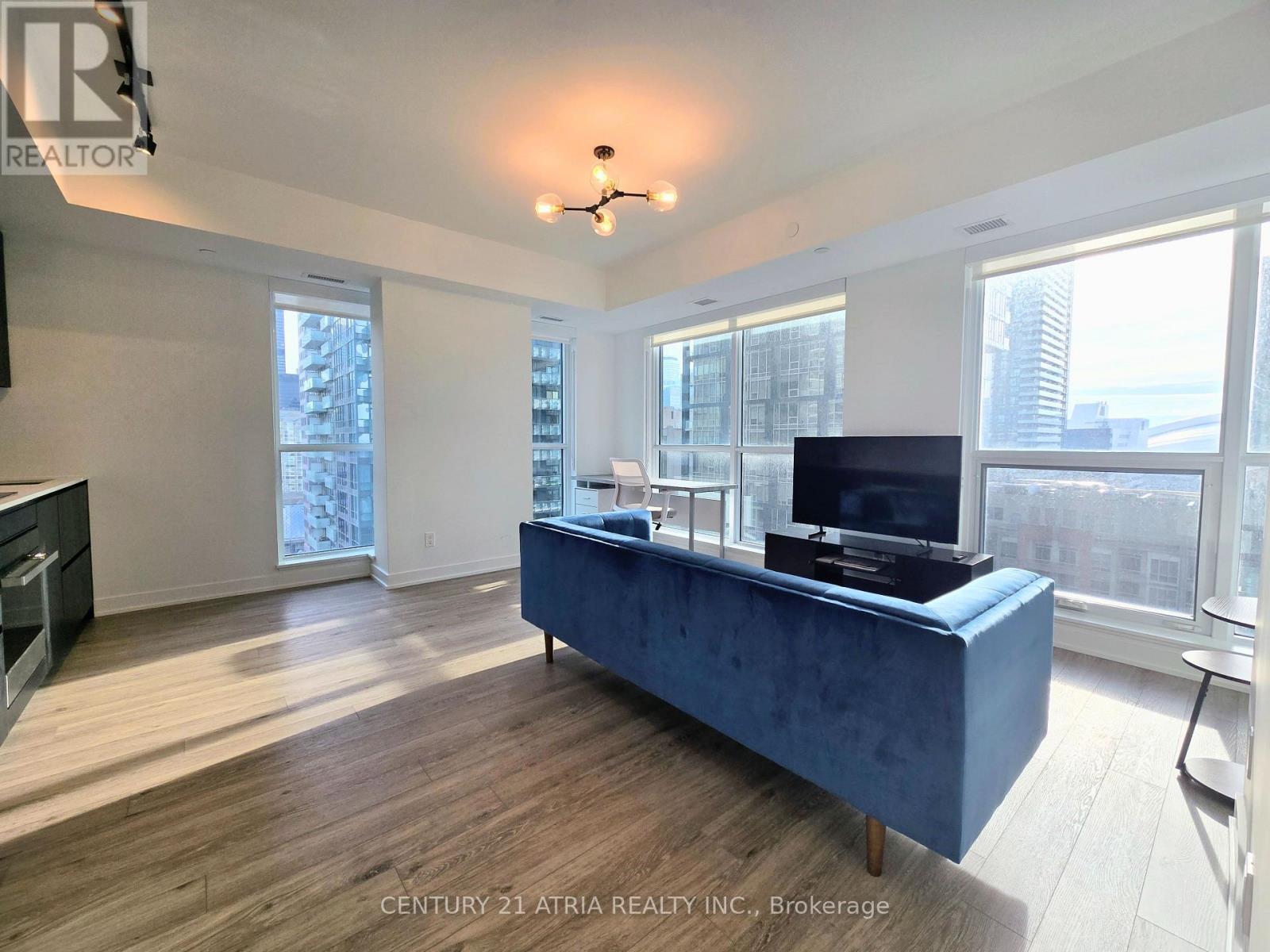 1902 - 327 King Street, Toronto, ON - Indoor Photo Showing Office