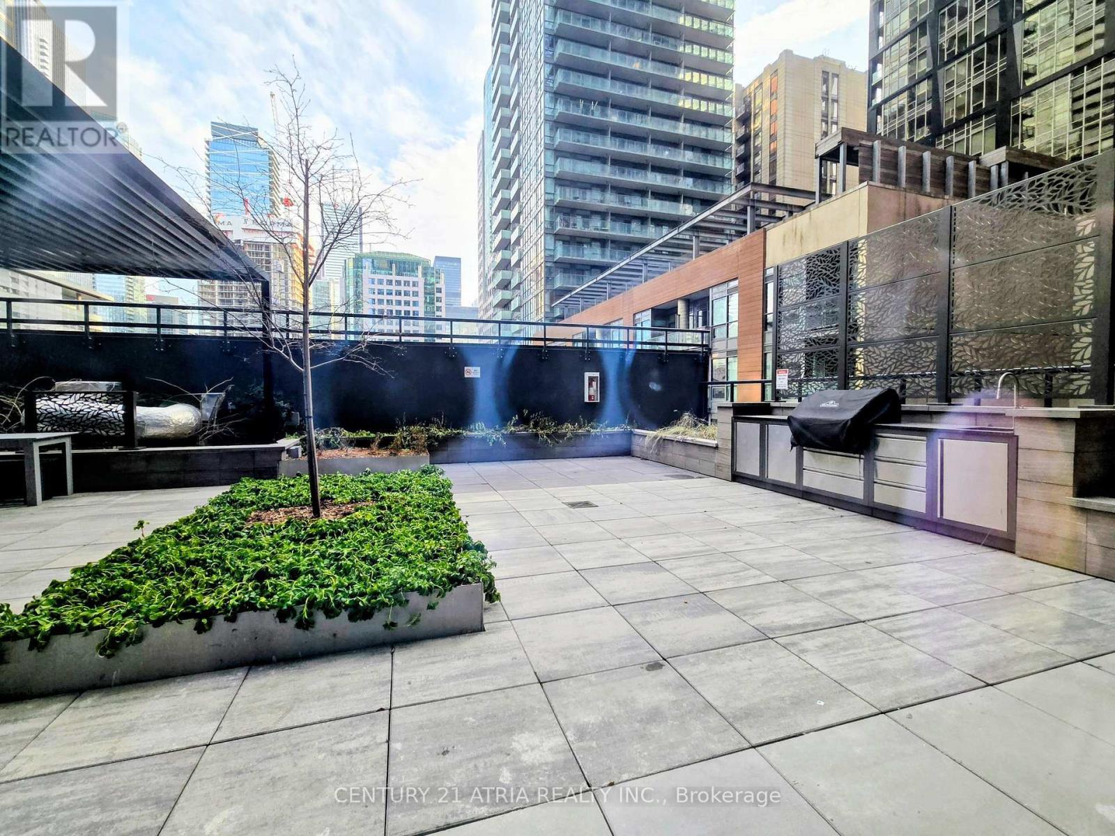 1902 - 327 King Street, Toronto, ON - Outdoor