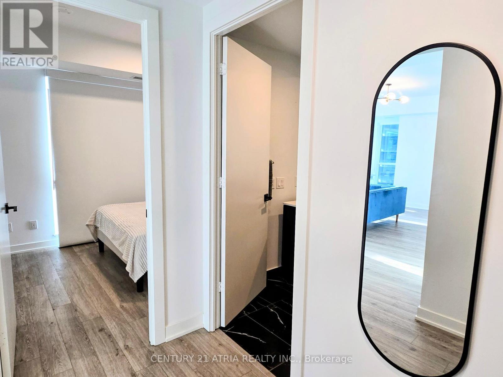 1902 - 327 King Street, Toronto, ON - Indoor Photo Showing Other Room