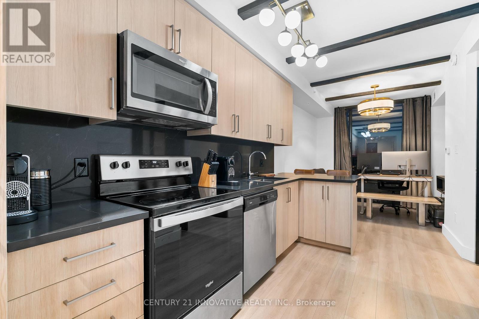 1208 - 145 Columbia Street W, Waterloo, ON - Indoor Photo Showing Kitchen With Stainless Steel Kitchen