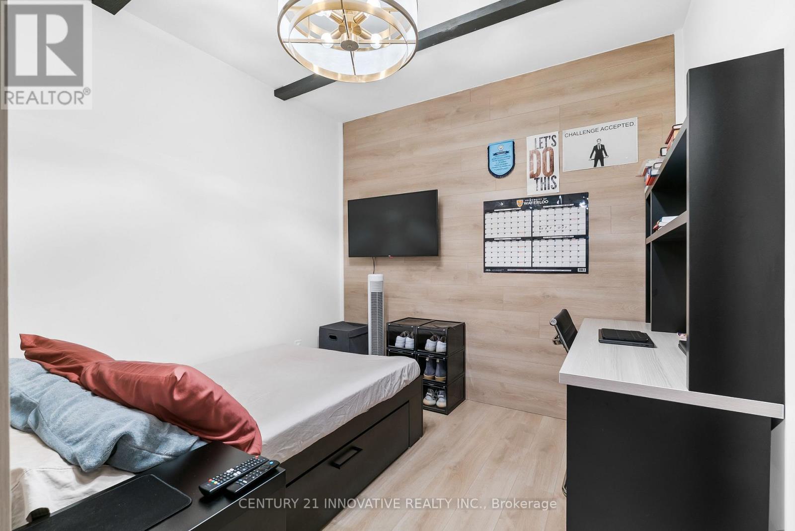 1208 - 145 Columbia Street W, Waterloo, ON - Indoor