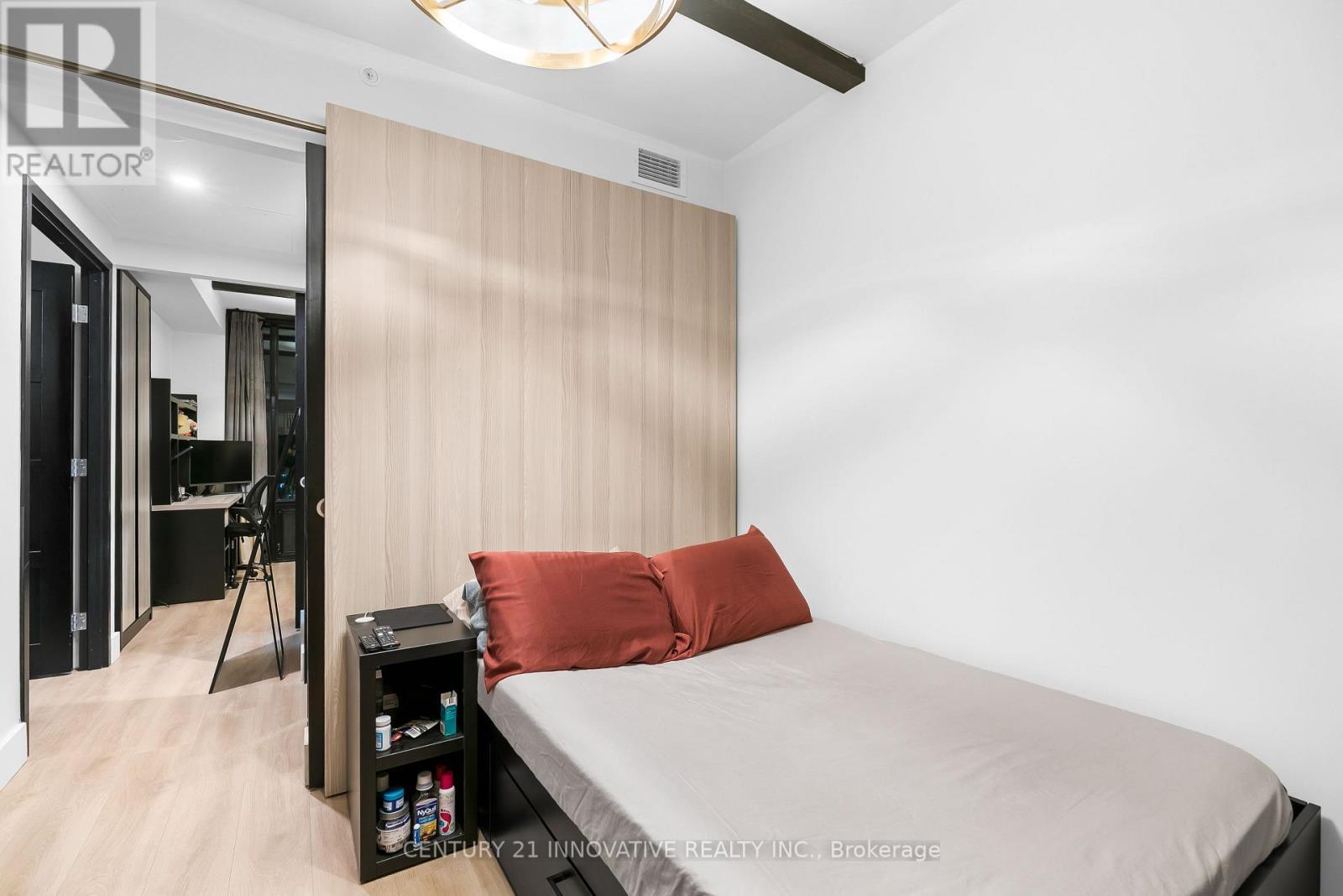 1208 - 145 Columbia Street W, Waterloo, ON - Indoor Photo Showing Bedroom