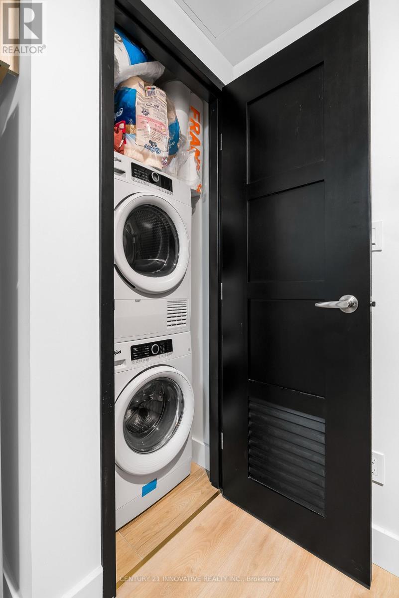 1208 - 145 Columbia Street W, Waterloo, ON - Indoor Photo Showing Laundry Room