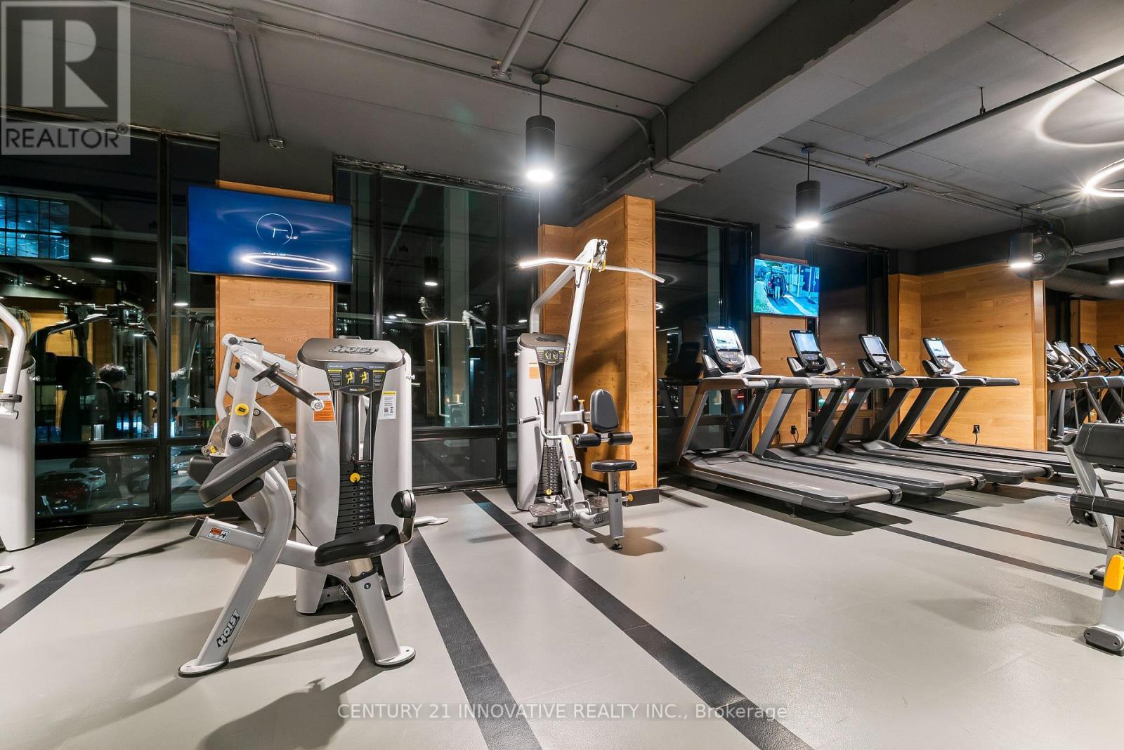 1208 - 145 Columbia Street W, Waterloo, ON - Indoor Photo Showing Gym Room