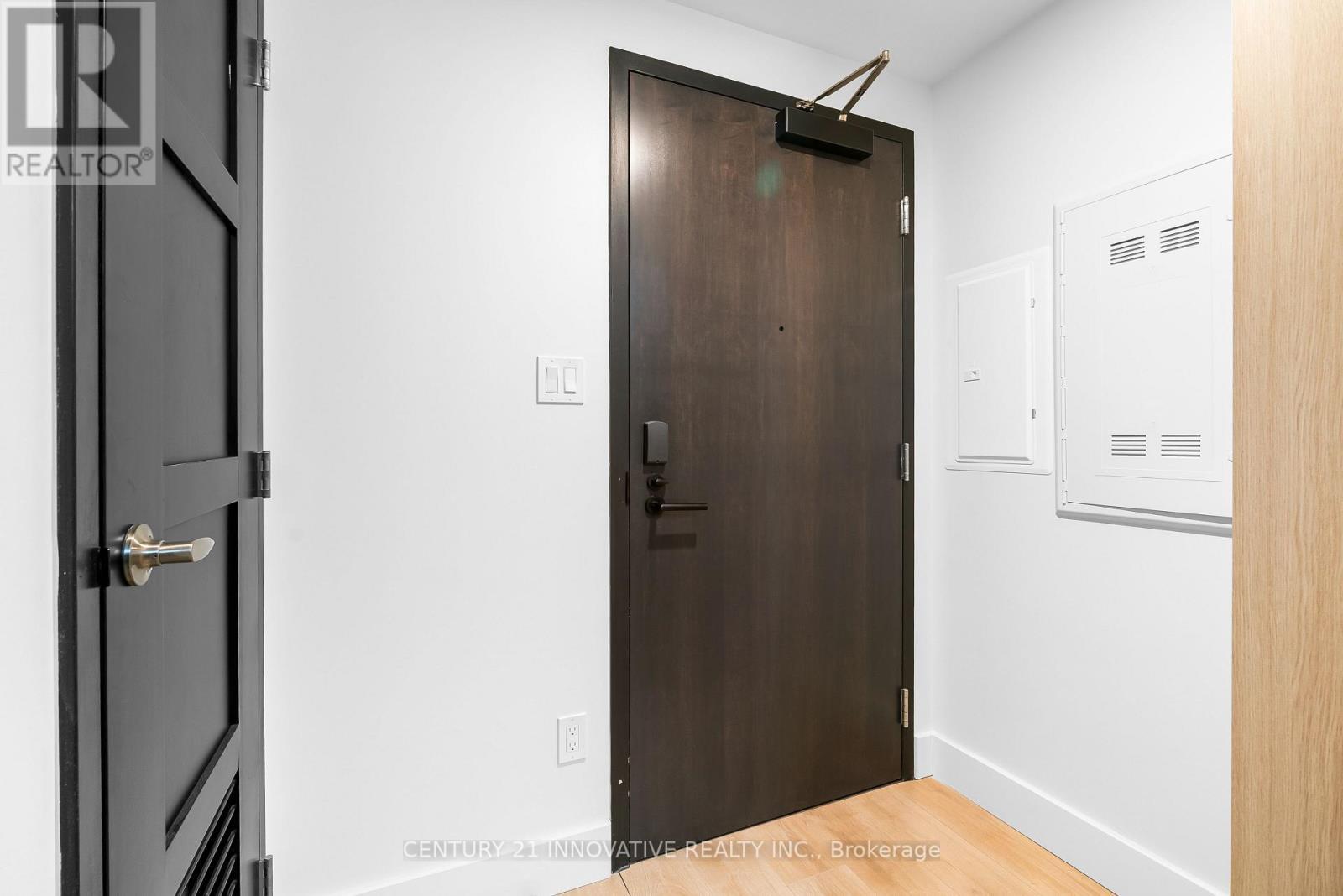 1208 - 145 Columbia Street W, Waterloo, ON - Indoor Photo Showing Other Room