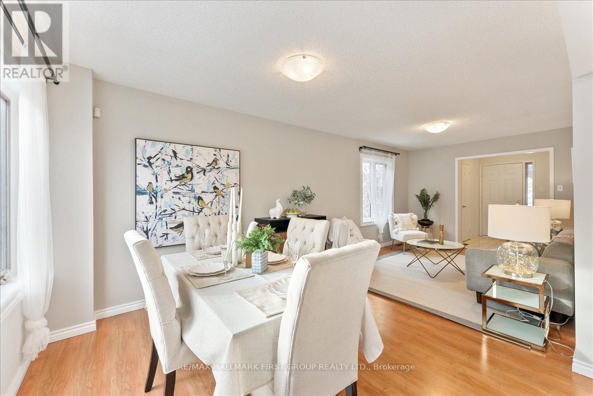 1947 Pine Grove Avenue, Pickering, ON - Indoor Photo Showing Dining Room