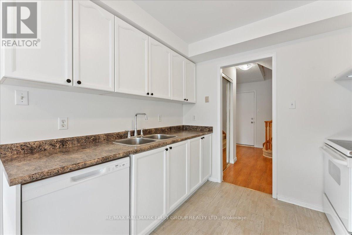 1947 Pine Grove Avenue, Pickering, ON - Indoor Photo Showing Kitchen With Double Sink