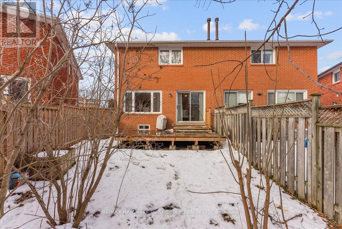 1947 Pine Grove Avenue, Pickering, ON - Outdoor