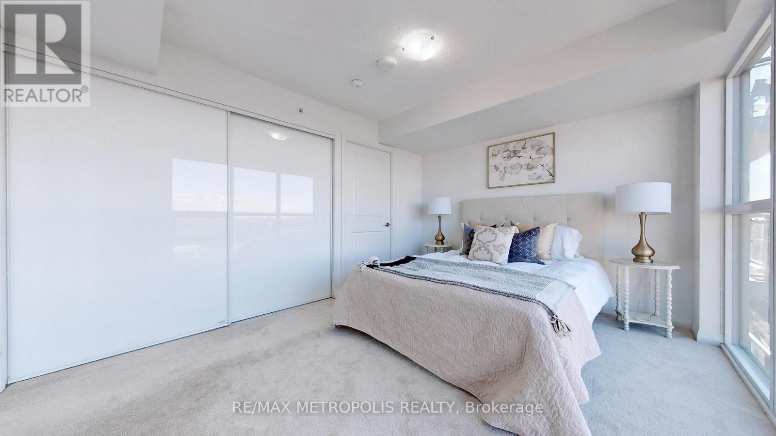 2405 - 30 Meadowglen Place, Toronto, ON - Indoor Photo Showing Bedroom