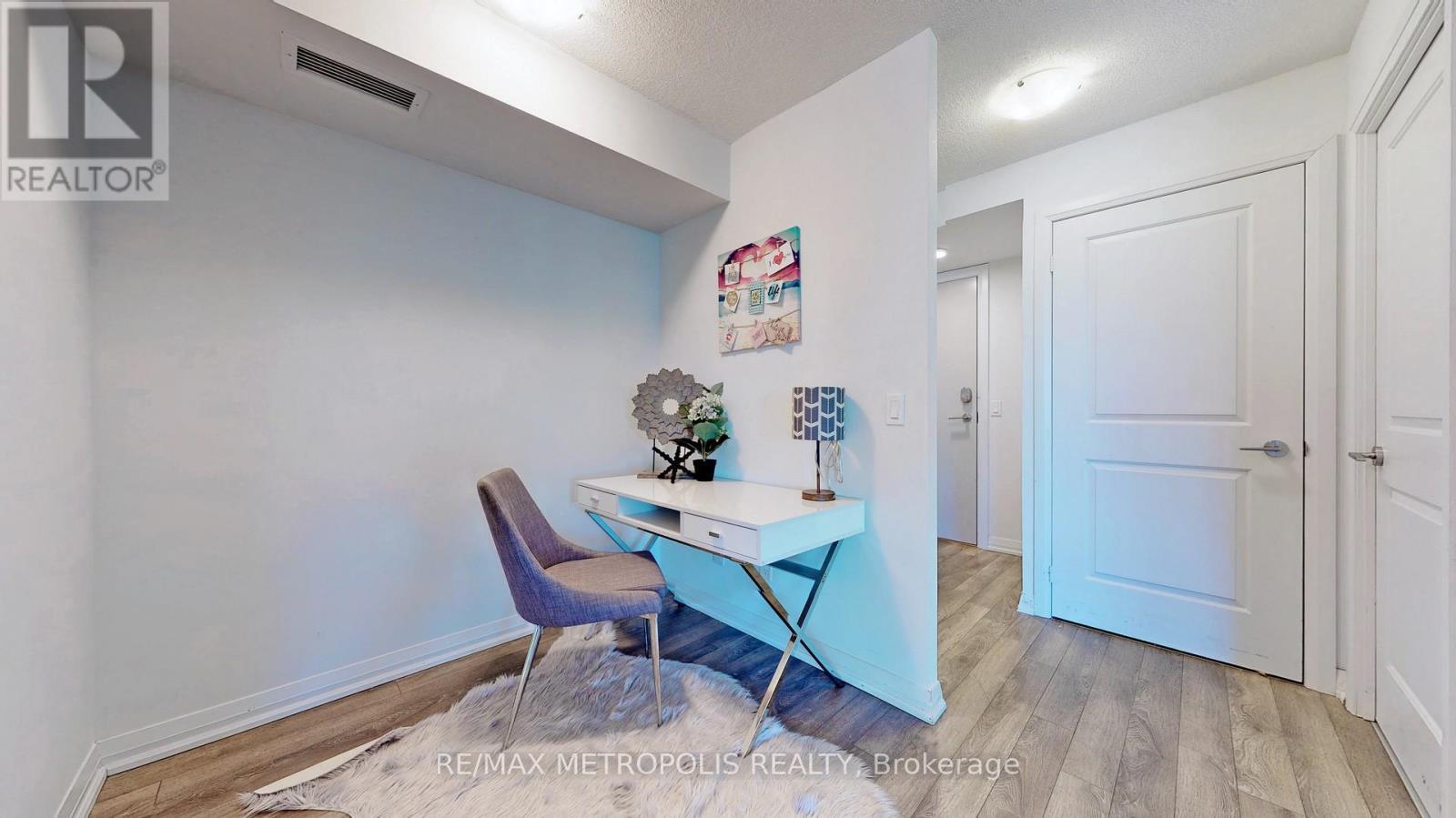 2405 - 30 Meadowglen Place, Toronto, ON - Indoor