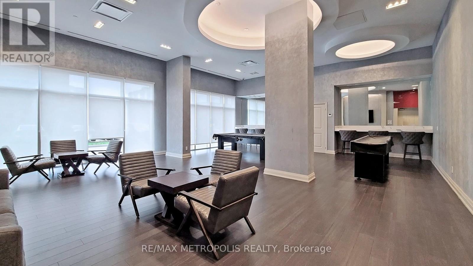 2405 - 30 Meadowglen Place, Toronto, ON - Indoor