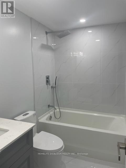 Lower - 57 Phillip Avenue, Toronto, ON - Indoor Photo Showing Bathroom