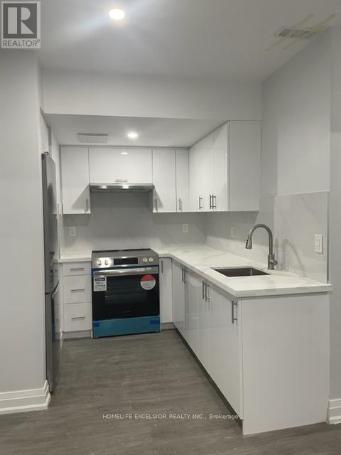 Lower - 57 Phillip Avenue, Toronto, ON - Indoor Photo Showing Kitchen