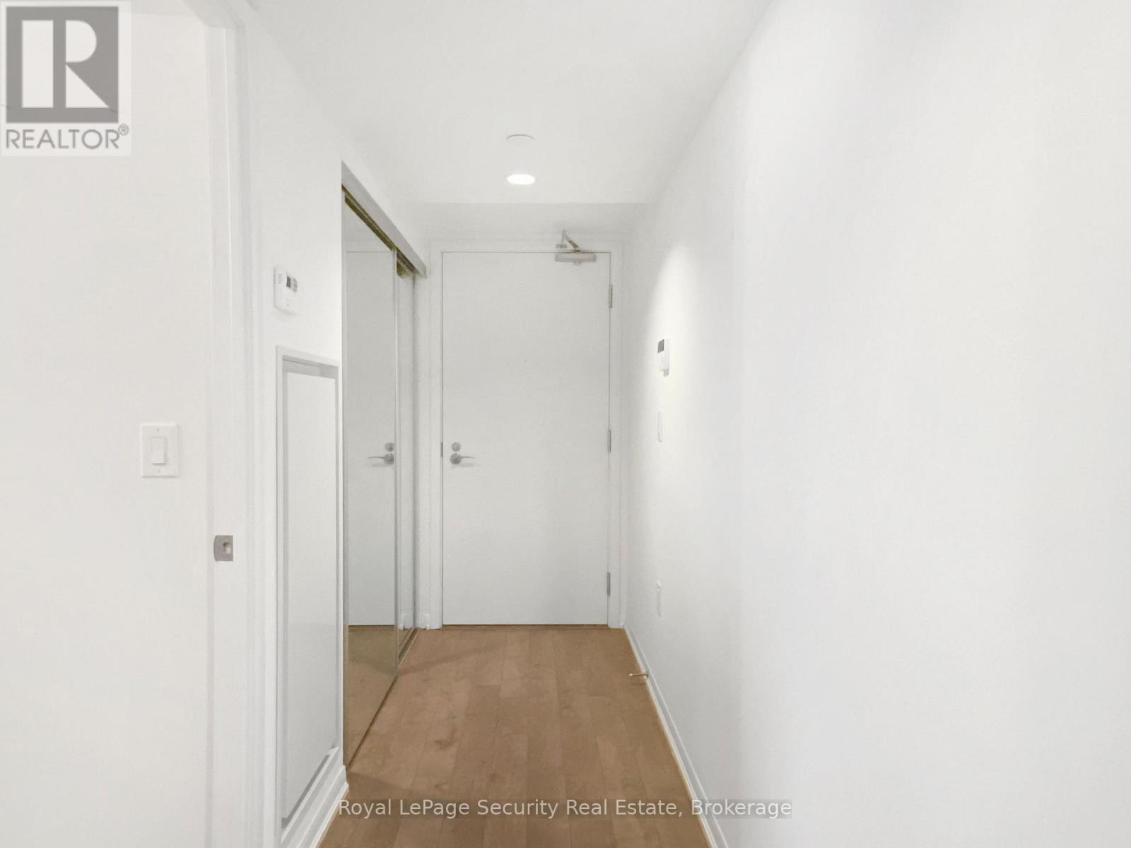 1204 - 3091 Dufferin Street, Toronto, ON - Indoor Photo Showing Other Room