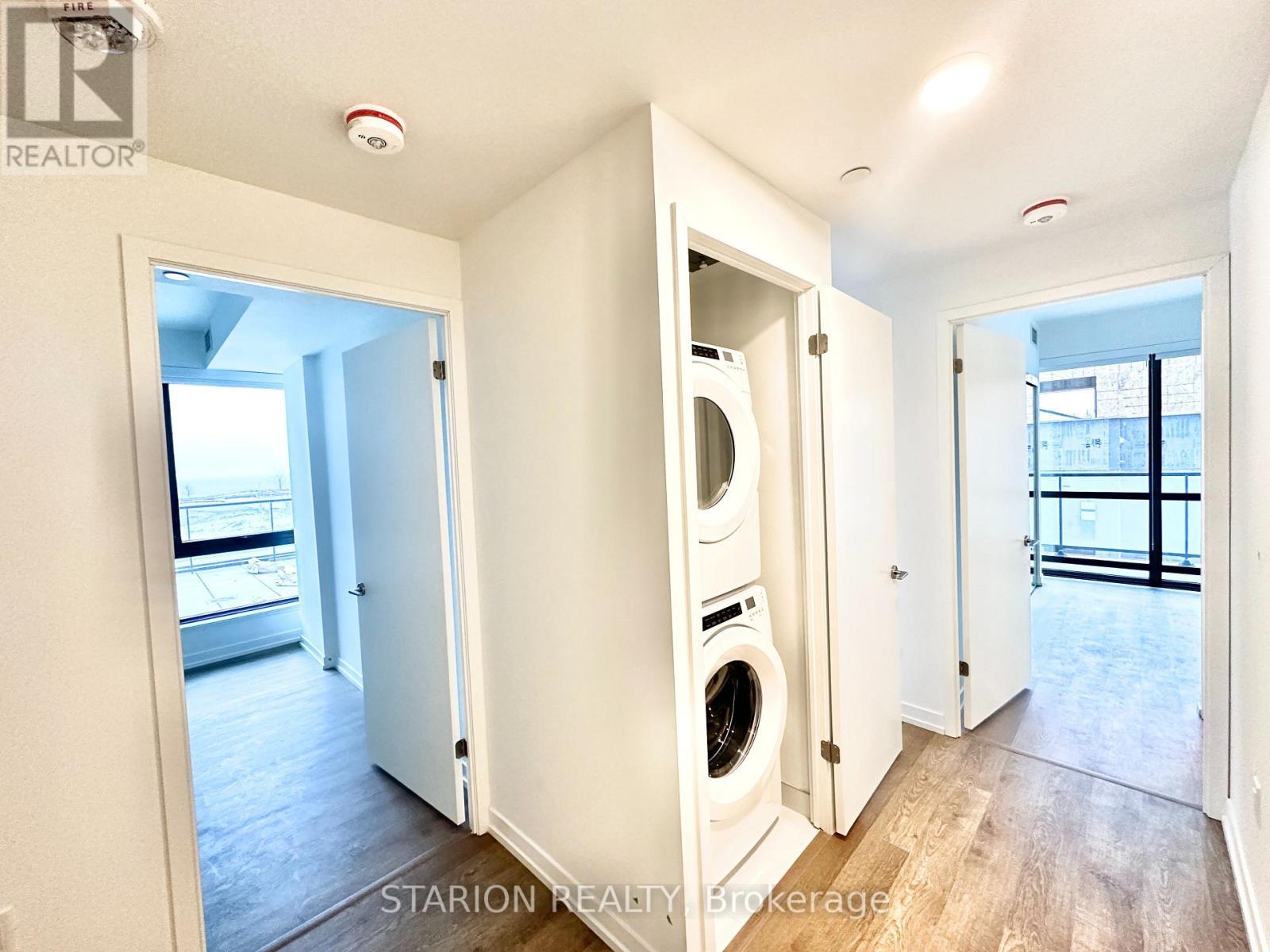 205 - 251 Masonry Way, Mississauga, ON - Indoor Photo Showing Laundry Room
